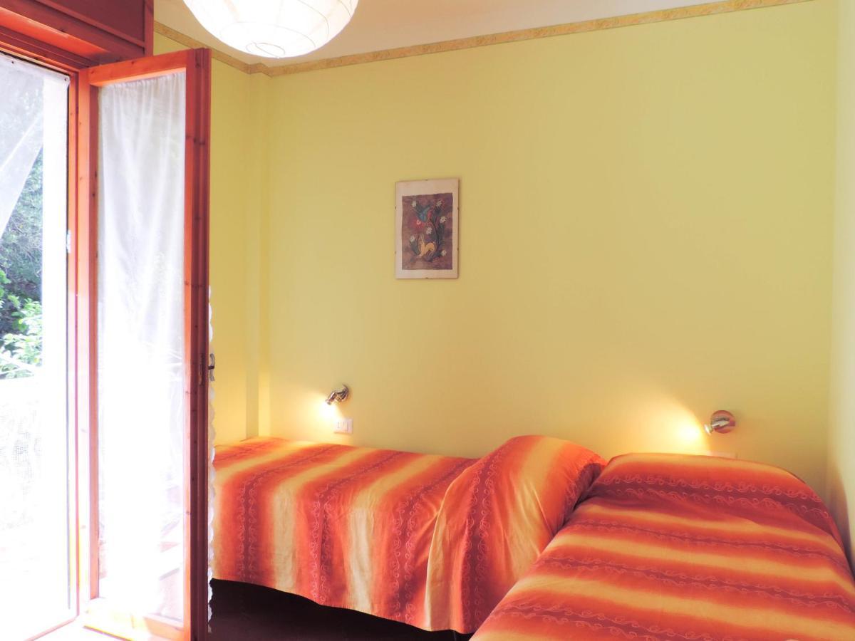 H11 Terrazzo Al Mare - Riva Ligure - Spiagge Apartment Bagian luar foto